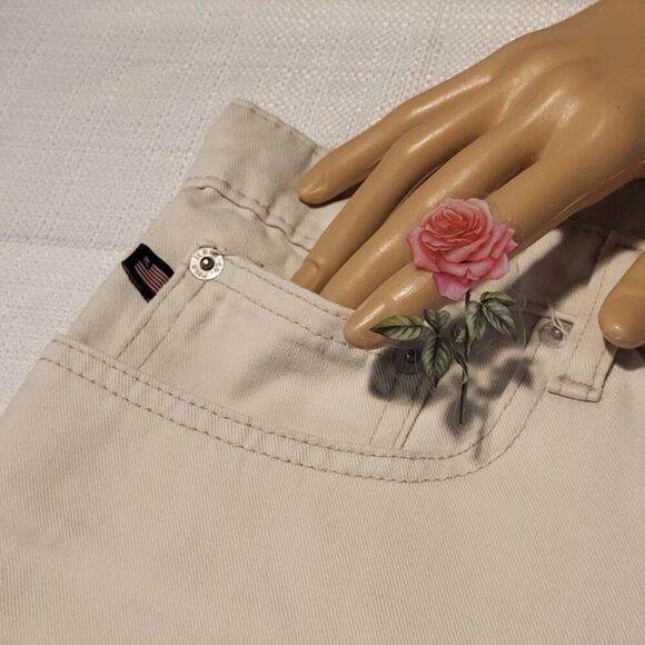 Polo, Not Worn, Women's Tan, Shorts, size 12, Length 14 Inches - Picture 4 of 7